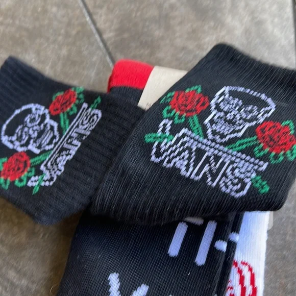 • VANS “Off The Wall” Men’s socks ( 2 pairs socks set ) - Picture 4 of 14